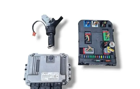 Peugeot 207 Engine ECU kit and lock set 0281012523 9664843480