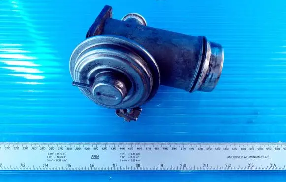 BMW 3 E90 E91 EGR valve 7792077