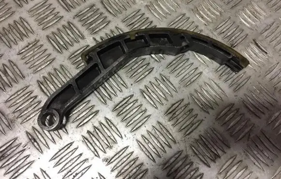 Nissan Almera Tino Slide rail for timing chain 