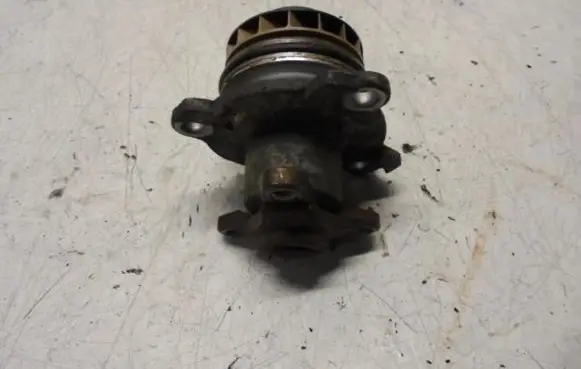 Opel Vivaro Water pump