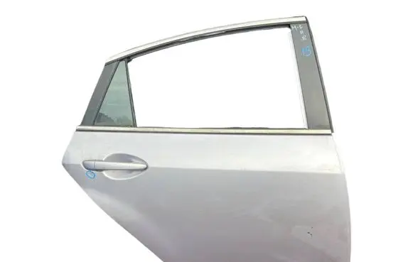 Mazda 6 Rear door