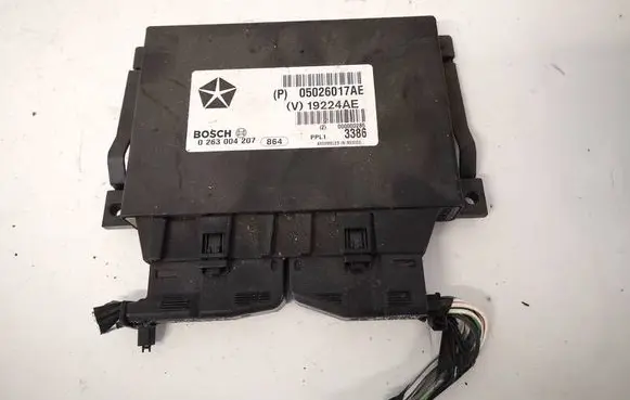 Jeep Grand Cherokee (WK) Gearbox control unit/module 05026017AE