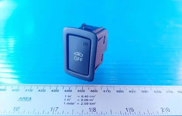 Audi A4 S4 B8 8K Alarm switch 4F0962109B