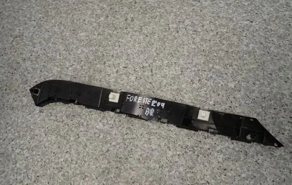 Subaru Forester SH Front bumper mounting bracket