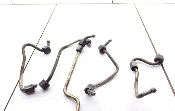 Ford Fusion Fuel injector supply line/pipe 