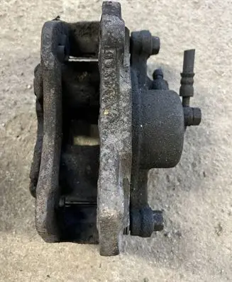 Opel Frontera B Front brake caliper