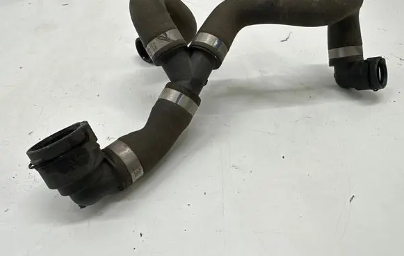 Mercedes-Benz C W205 Engine coolant pipe/hose A2055013984