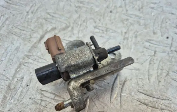Mazda CX-7 Turbo solenoid valve K5T46591 BP5W