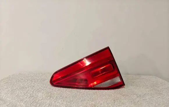 Volkswagen Touran III Rear/tail lights 