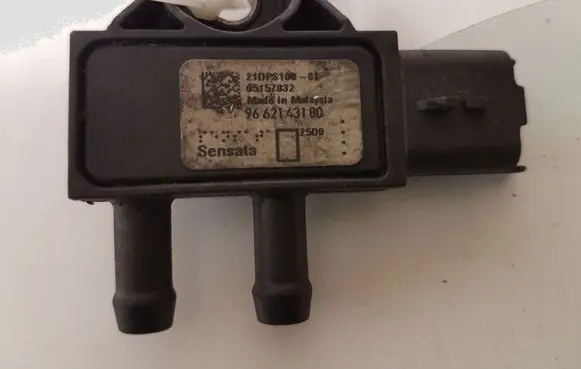 Citroen C4 I Picasso Exhaust gas pressure sensor 00257752 9662143180