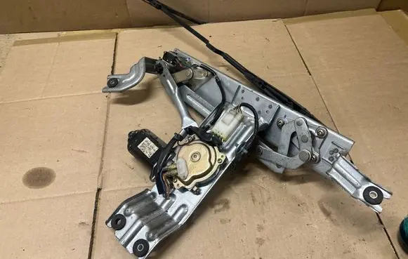 Opel Frontera A Rear window wiper motor RW4100490