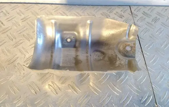Lexus RX 450H Exhaust heat shield 