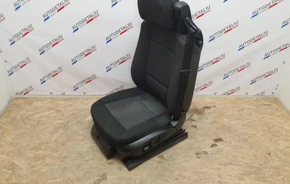 BMW 3 E92 E93 Front driver seat 9196937