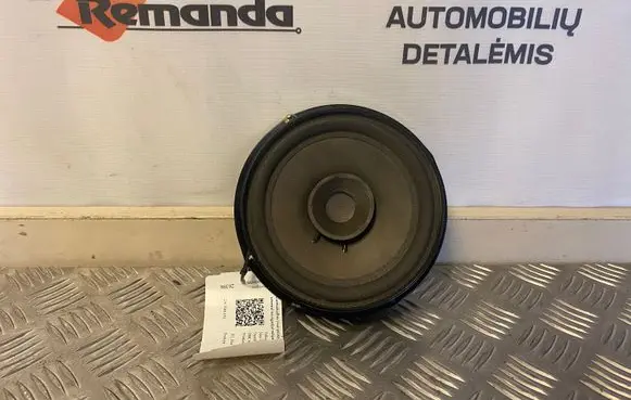 Volkswagen New Beetle Front door speaker 1C0035411H 1C0090244D
