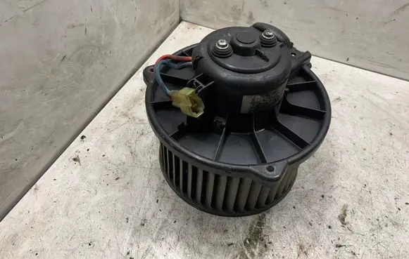 Mitsubishi Carisma Heater fan/blower 0130111191