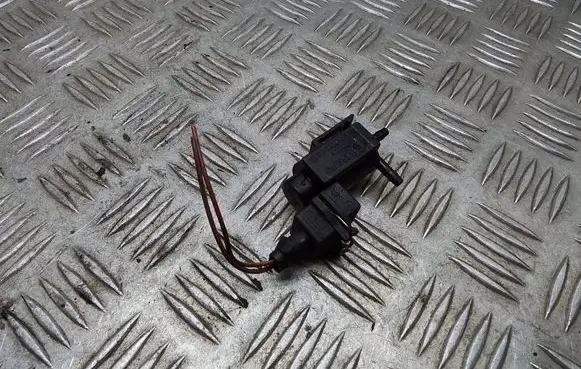 Valve vacuum
