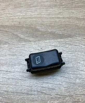Mercedes-Benz E W124 Electric window control switch 1248200510 03833401