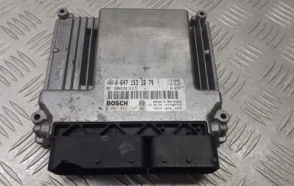 Mercedes-Benz E W211 Engine control unit/module A6471531679