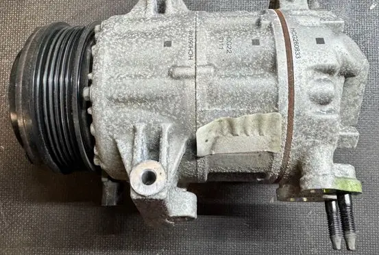 Jeep Grand Cherokee WL Air conditioning (A/C) compressor (pump) P68459835AB