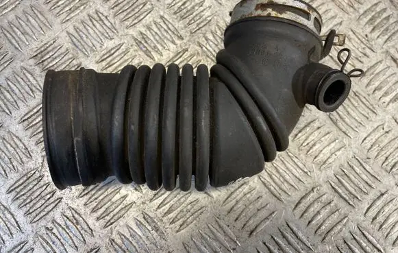 Toyota Avensis T250 Turbo air intake inlet pipe/hose 178810R020
