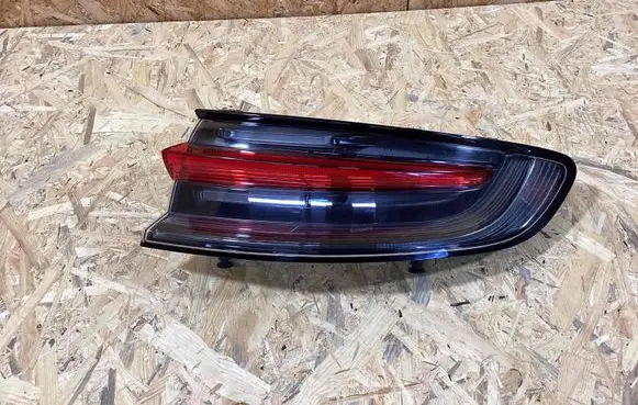 Porsche Macan (95B) Tail light lenses 95B945092AE