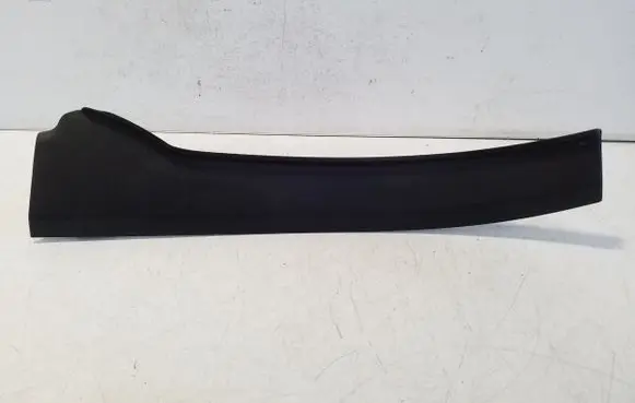 Volvo XC60 (B) pillar trim (bottom) 31425694