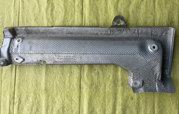 Mercedes-Benz C AMG W204 Heat shield in engine bay A2046827671