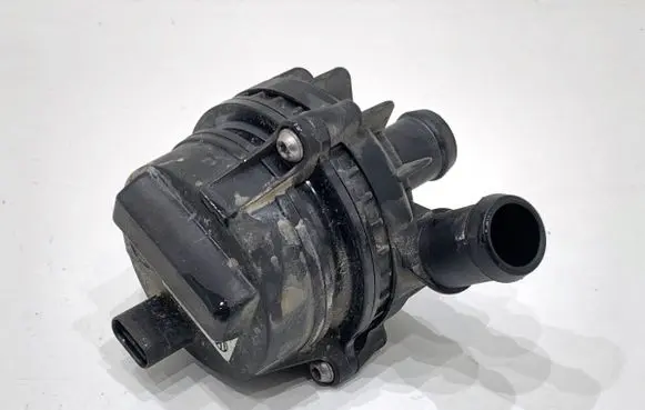 Audi Q4 Sportback e-tron Oil filter mounting bracket 1EA965567K