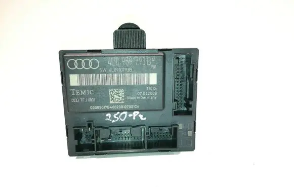 Audi Q7 4L Door control unit/module 4L0959793B 4L0910793B 0033TFJ0001