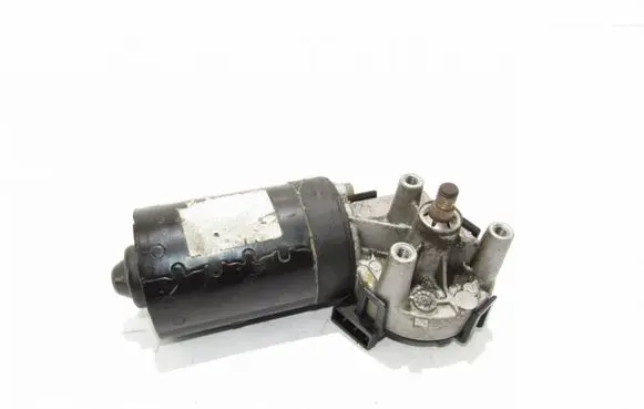 Volkswagen Golf IV Wiper motor 0390241137