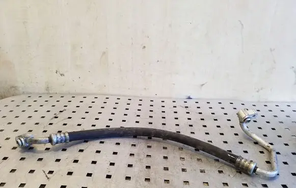 Mitsubishi Pajero Air conditioning (A/C) pipe/hose
