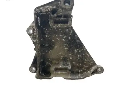 Volkswagen Touareg I Generator/alternator bracket 070903143C