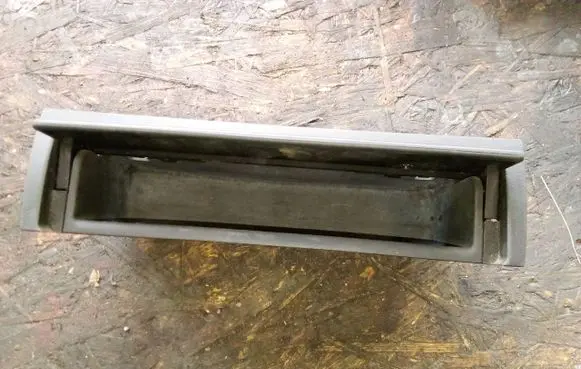 BMW 3 E46 Glove box 307180200