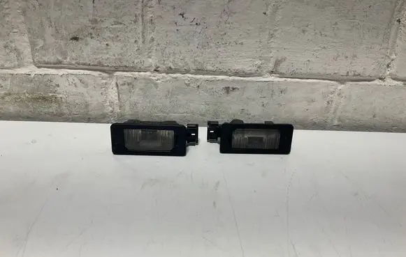 BMW 5 E60 E61 Number plate light 7165646