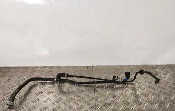 Volvo V60 Engine coolant pipe/hose 31319034