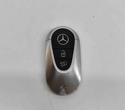 Mercedes-Benz C W206 Ignition key/card A2069056806