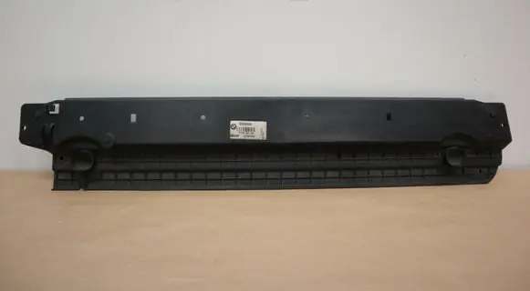 BMW 7 E65 E66 Radiator trim 7795383