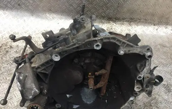 Peugeot 406 Manual 5 speed gearbox 20ch43
