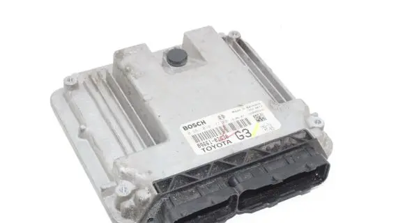 Toyota Auris 150 Engine control unit/module 896610ZG30 0281019177