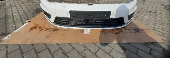 Volkswagen Golf VII Front bumper LAKLC9A