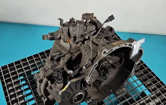 Hyundai i30 Manual 5 speed gearbox S81767 IMPRK1533643