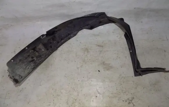 Suzuki Swift I Front wheel arch liner splash guards 7232163J20