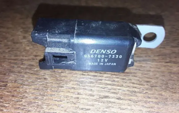 Toyota Corolla E140 E150 Sensor 0567007330