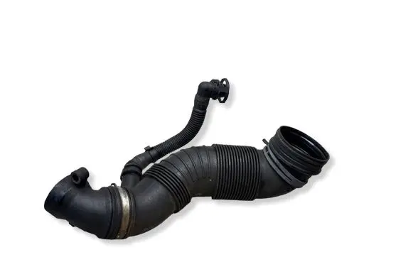 Audi Q3 8U Air intake duct part 5N0129658 5N0129685