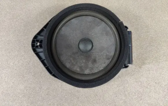 Opel Insignia A Front door speaker