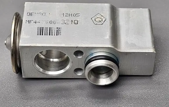 Honda CR-V Air conditioning (A/C) expansion valve MF447500 MF4475003210