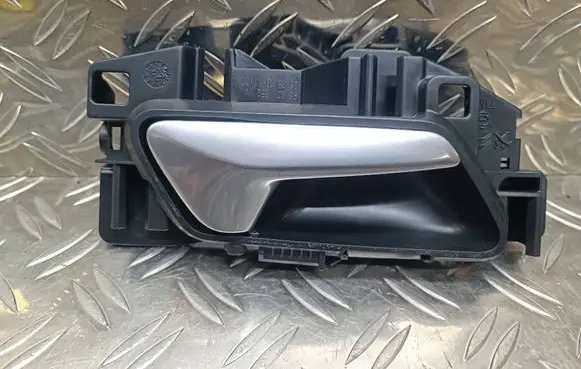 Peugeot 408 P54 Front door interior handle 98201552