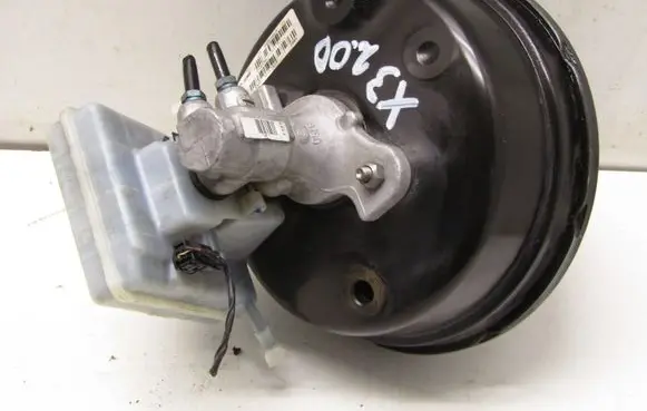 BMW X3 F25 Brake booster 6857869