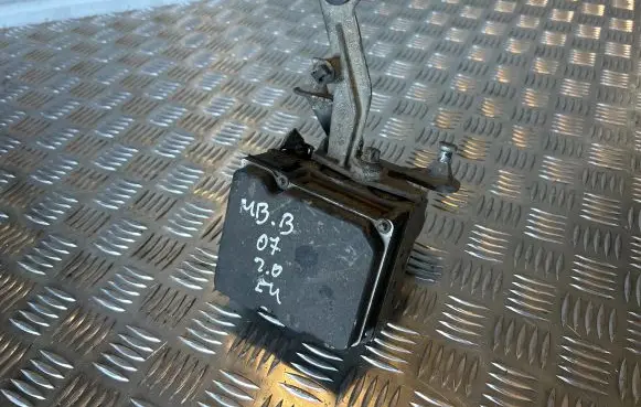 Mercedes-Benz B W245 ABS Pump 265950618