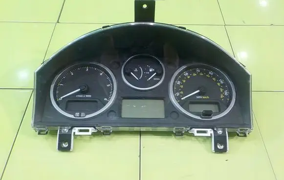 Land Rover Freelander 2 - LR2 Speedometer (instrument cluster) 6H5210849EF